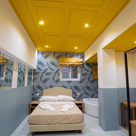 Pc Boutique H, Sea View By Clapa Group Hotel Napoli Ngoại thất bức ảnh