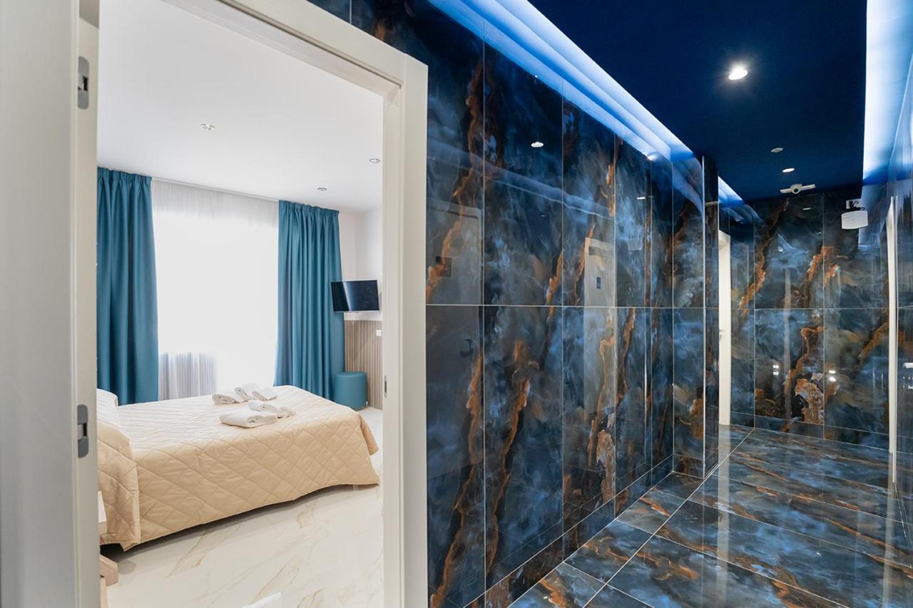Pc Boutique H, Sea View By Clapa Group Hotel Napoli Ngoại thất bức ảnh