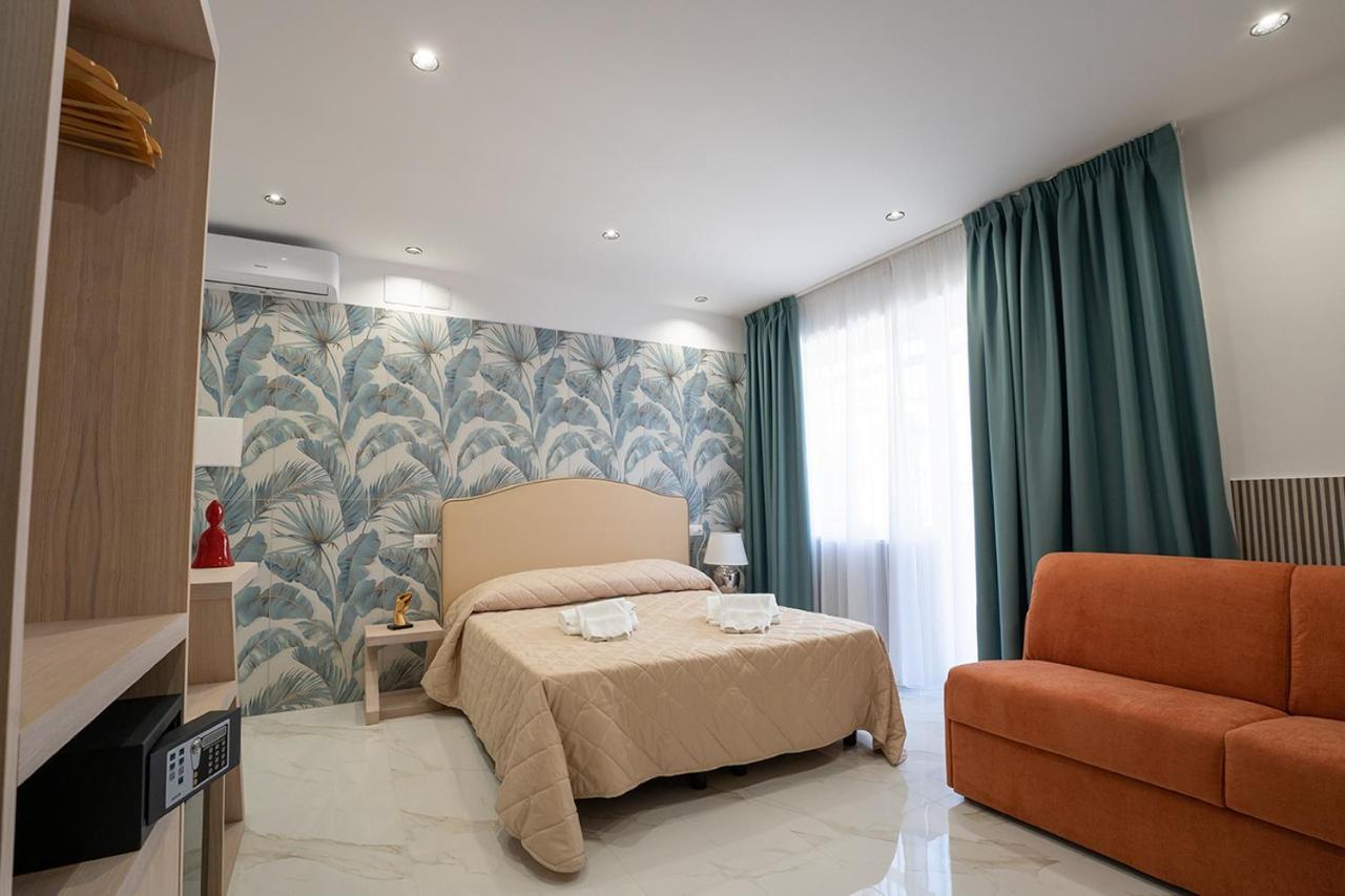 Pc Boutique H, Sea View By Clapa Group Hotel Napoli Ngoại thất bức ảnh